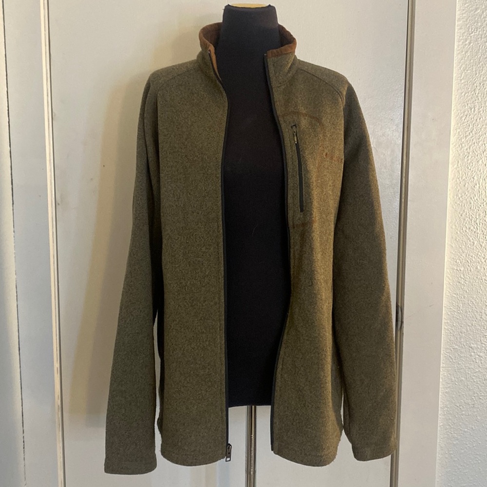A army green Columbia jacket